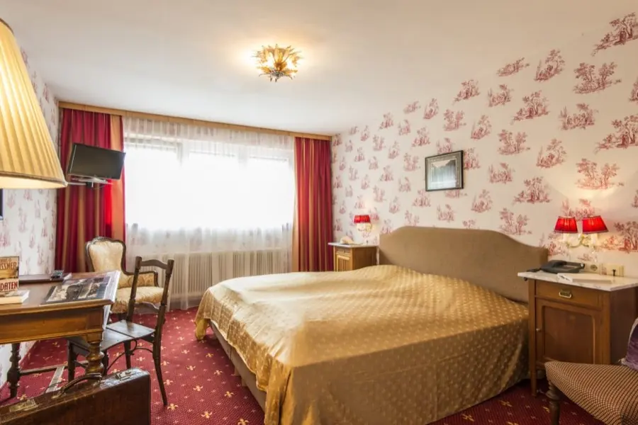 Historisches Zimmer der Villa Excelsior